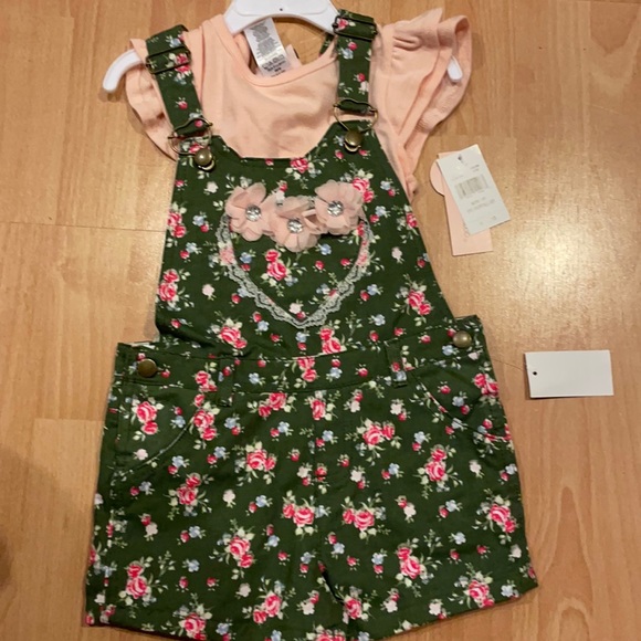 *BRAND NEW* 2 piece overall set